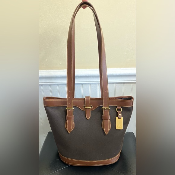 Dooney & Bourke Handbags - Dooney & Bourke Vintage Canvas Leather Bucket Tote